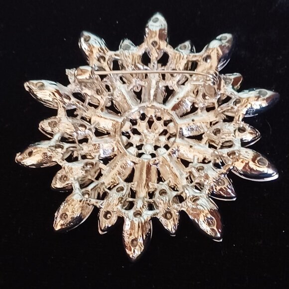 Lovely Green & Clear Rhinestone 3" Brooch - Picture 2 of 5